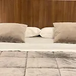 Apartman Smart-central-apartment-gold-elegant-style Bergamo