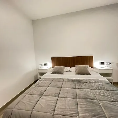 Smart Gold Apartment Elegant Style 베르가모