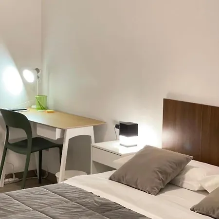 Smart-gold-central-apartment-elegant-style Appartement Bergamo