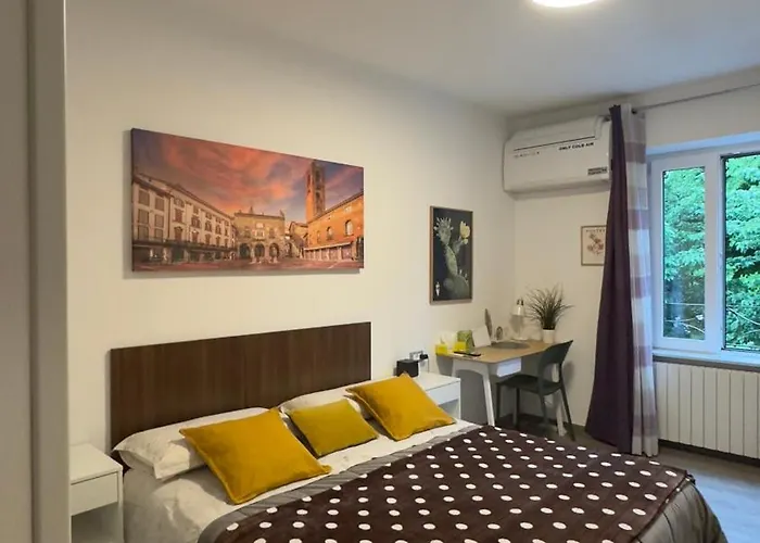 Smart-apartment Gold-elegant Style * بيرغامو