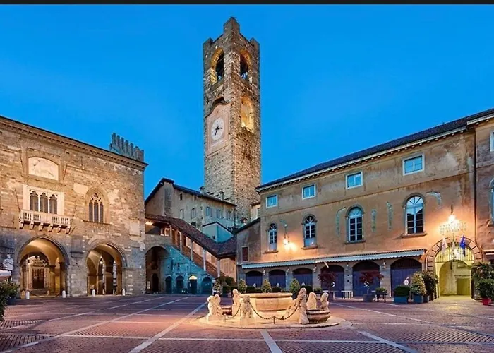 Smart-apartment Gold-elegant Style شقة