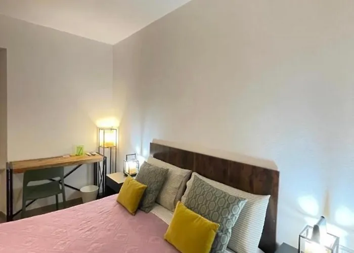 Smart-apartment Gold-elegant Style 베르가모