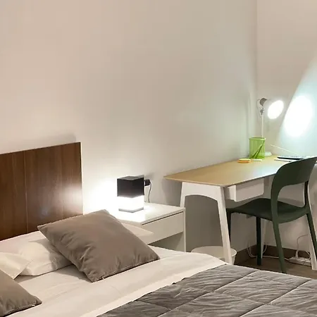 Smart Gold Apartment Elegant Style Апартаменти